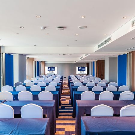 Holiday Inn Express Shanghai Baoyang By Ihg Luaran gambar