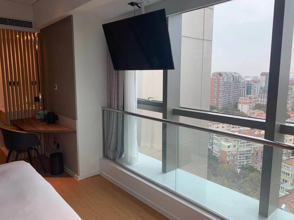 Holiday Inn Express Shanghai Baoyang By Ihg Luaran gambar