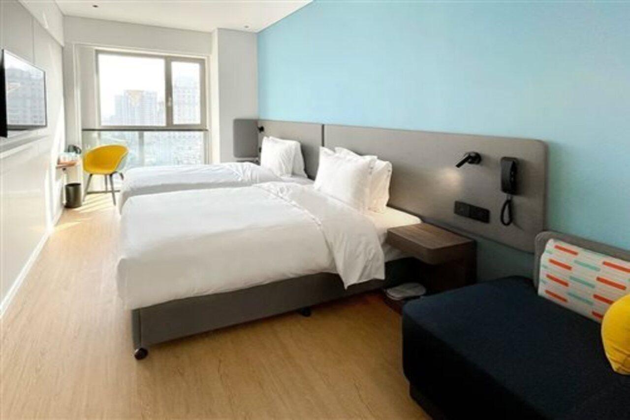 Holiday Inn Express Shanghai Baoyang By Ihg Luaran gambar